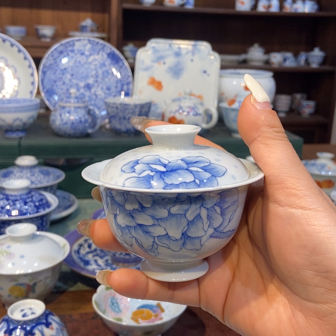 雪山春晓荷花盖碗