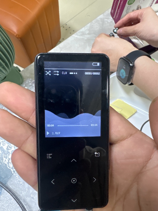 9新  播放器/裸机无配件/外观有磨损/听主播讲解