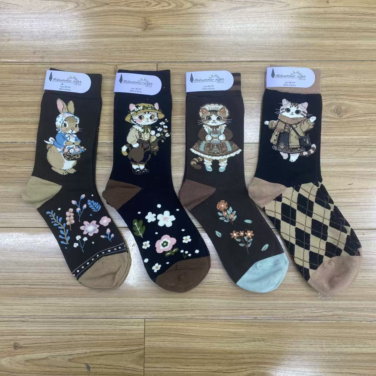 （新品四双）Midsummernight透气柔软女袜中腰可爱小动物袜子09