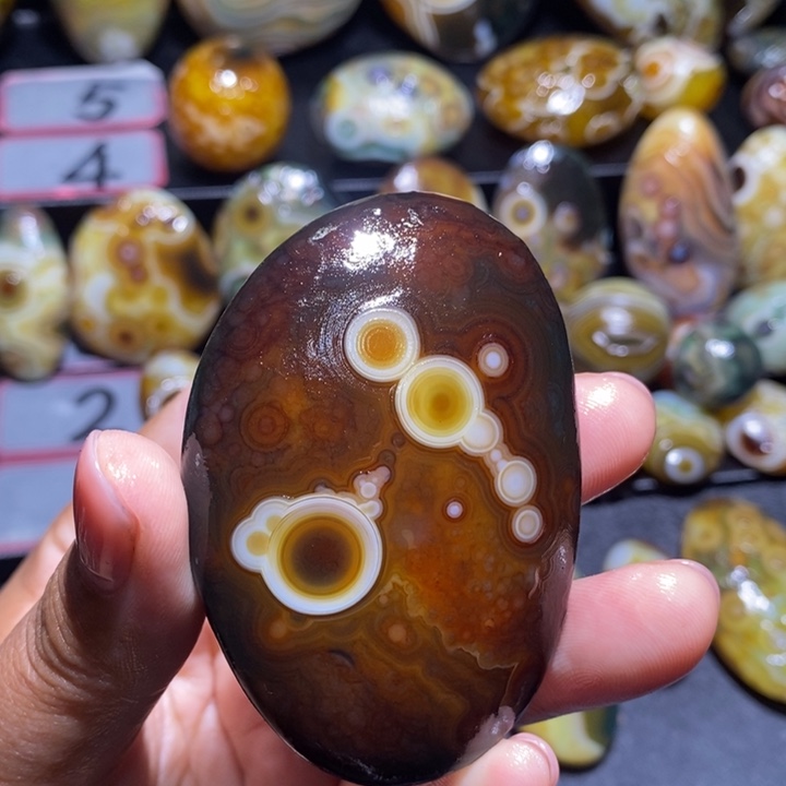 玛瑙/玉髓未镶嵌珠宝半成品217