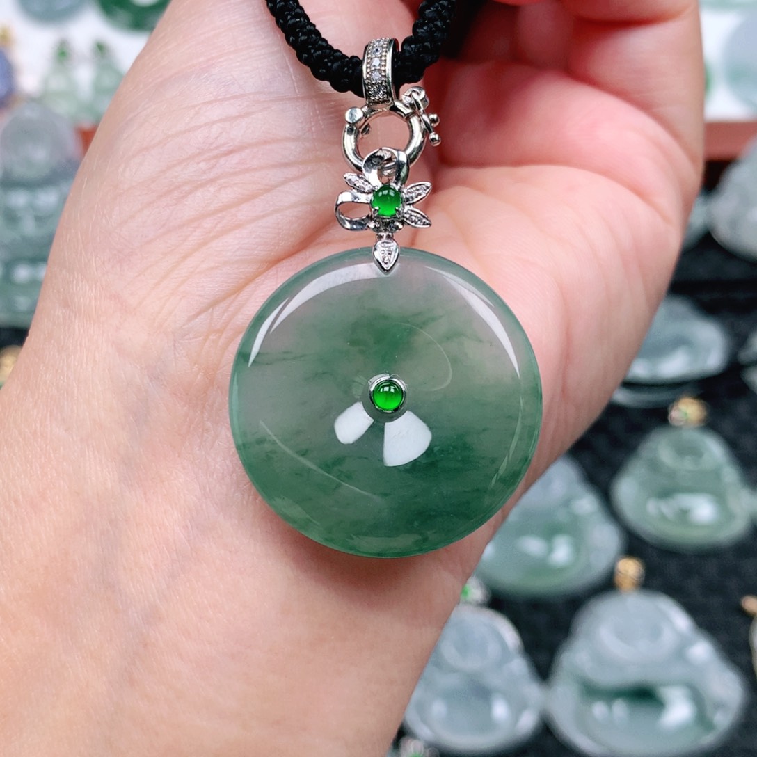 翡翠吊坠(不含链)18K金镶嵌