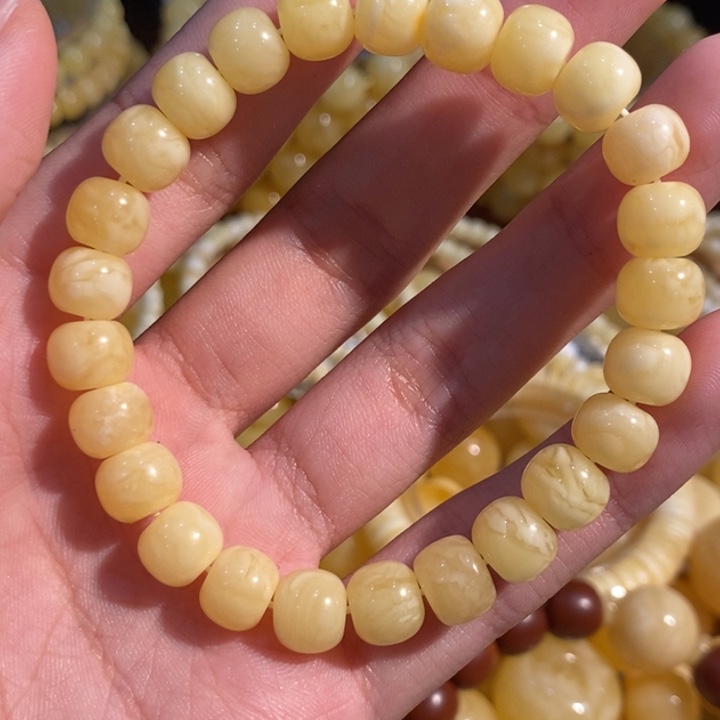 琥珀未镶嵌珠宝奇石老型手串
