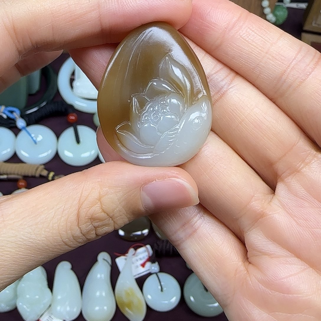 和田玉未镶嵌颈饰7