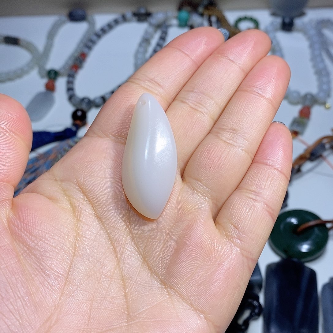 和田玉挂件未镶嵌