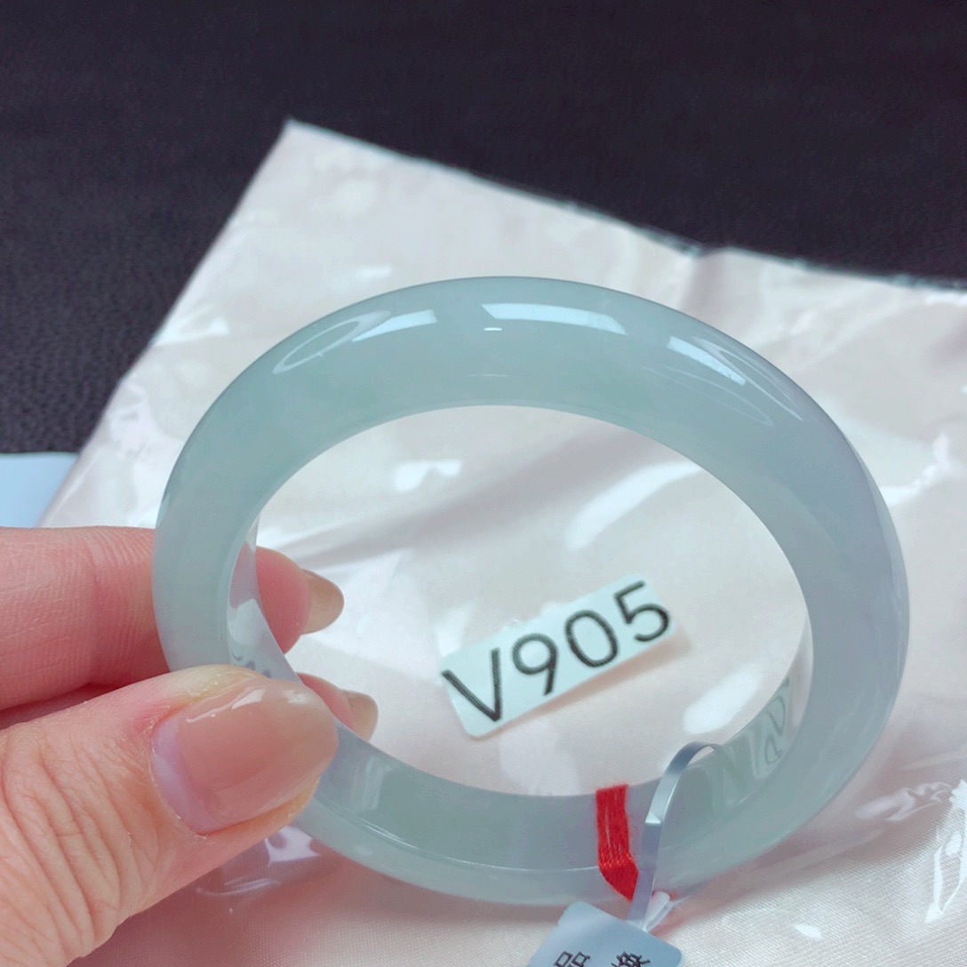 翡翠手镯未镶嵌手镯88