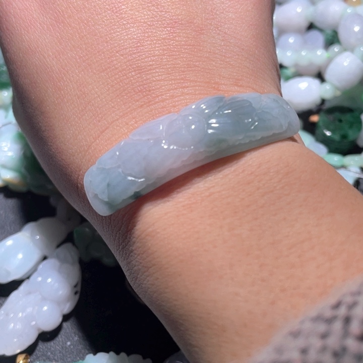 【闪购商品】翡翠颈饰未镶嵌天然翡翠