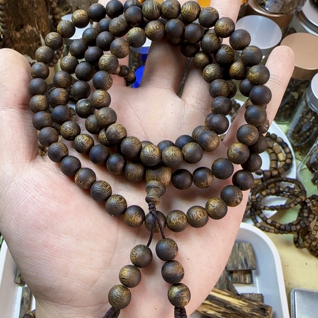 幸***仔沉香碎屑沉香奇楠沉香碎08-28克沉浮高货乌身