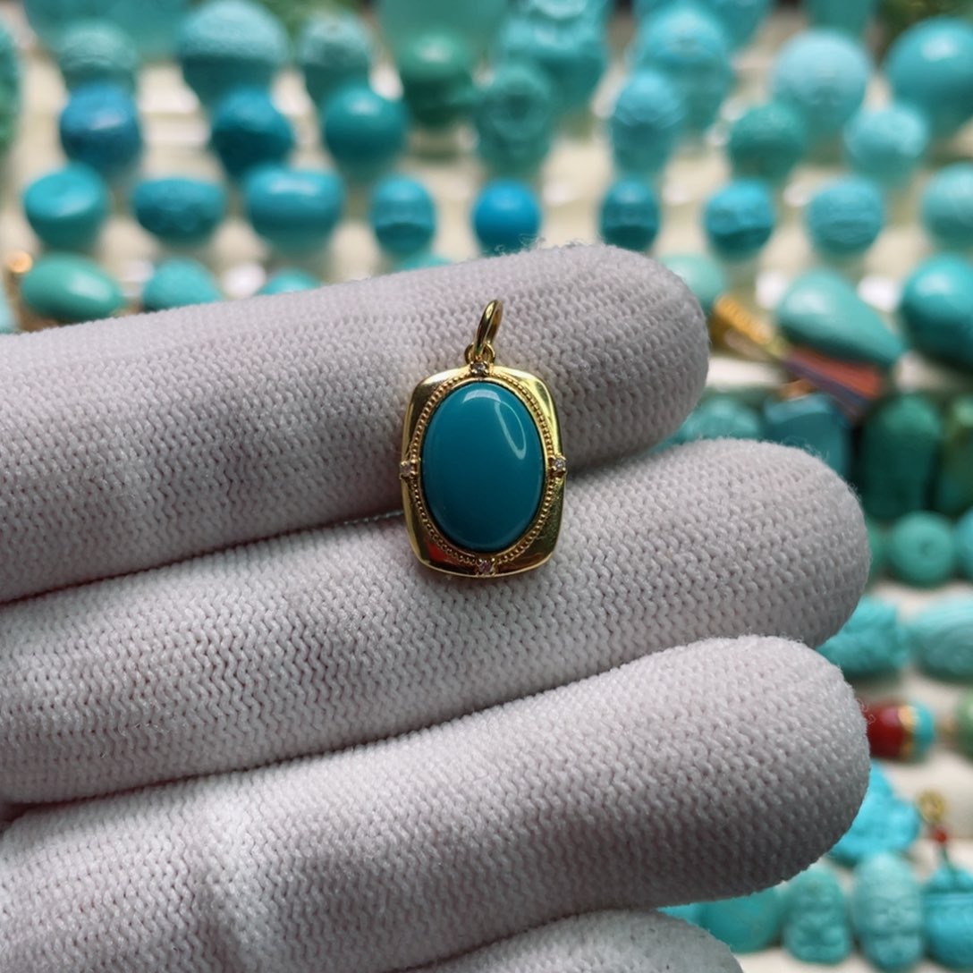 绿松石珠宝奇石18K金镶嵌