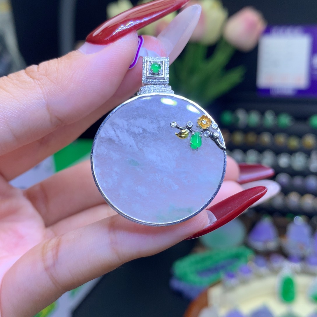 翡翠颈饰18K金镶嵌天然