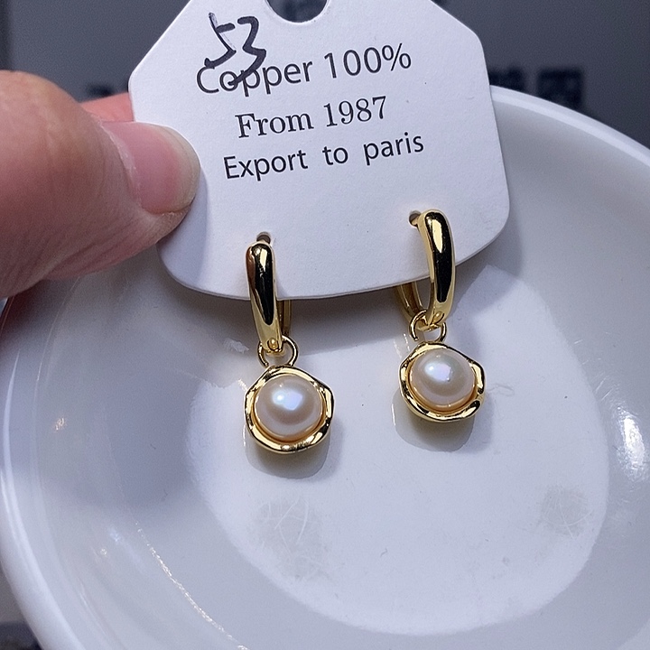 银S925镶嵌耳饰淡水珍珠