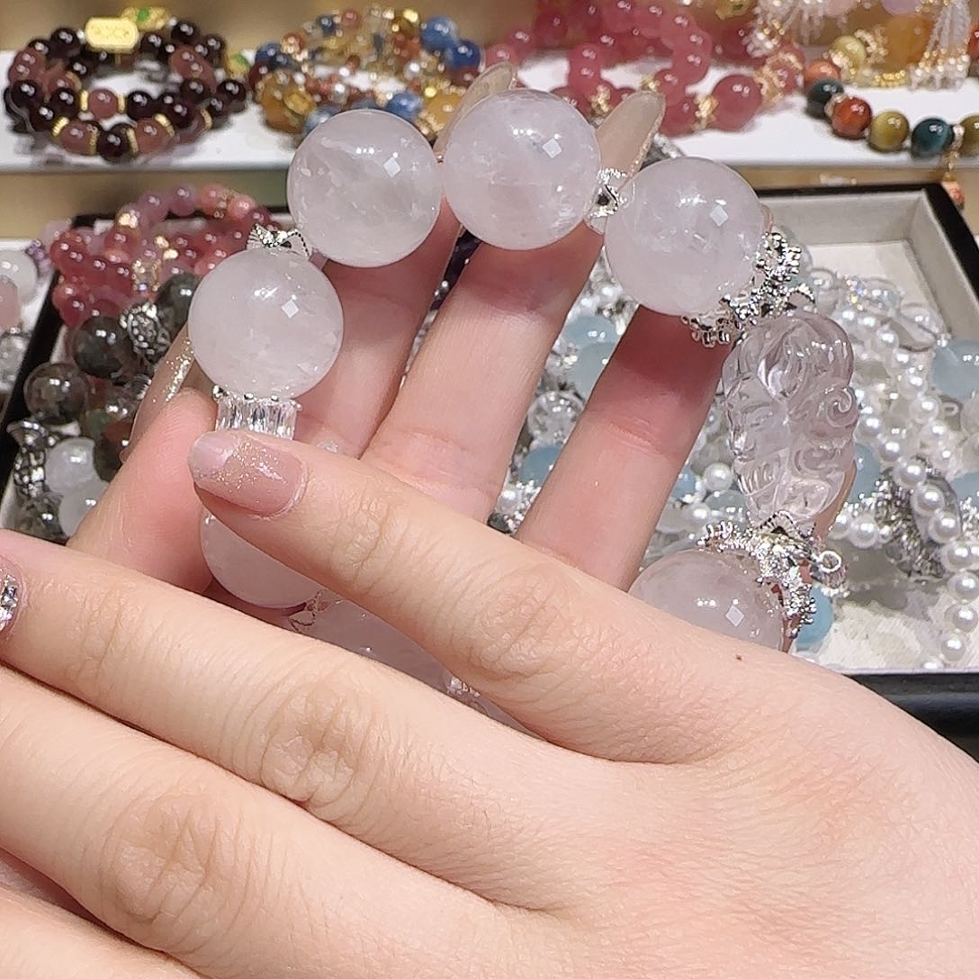 水晶手链未镶嵌s****界吧