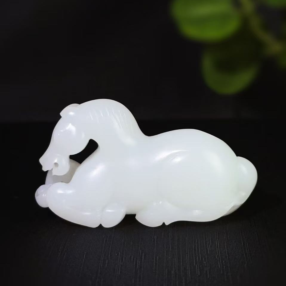 和田玉白玉马吊坠