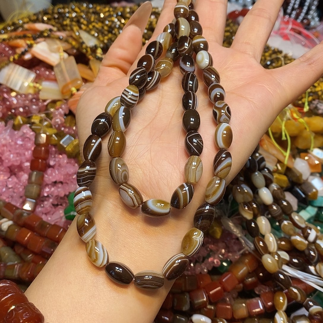 玛瑙/玉髓未镶嵌珠宝半成品8✖️12mm板眼美拉德米珠一条