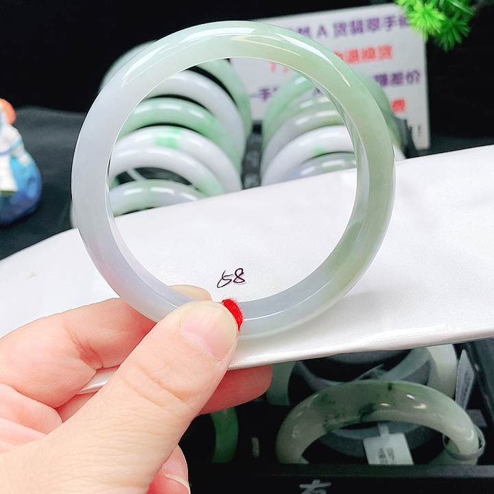 翡翠未镶嵌手镯63