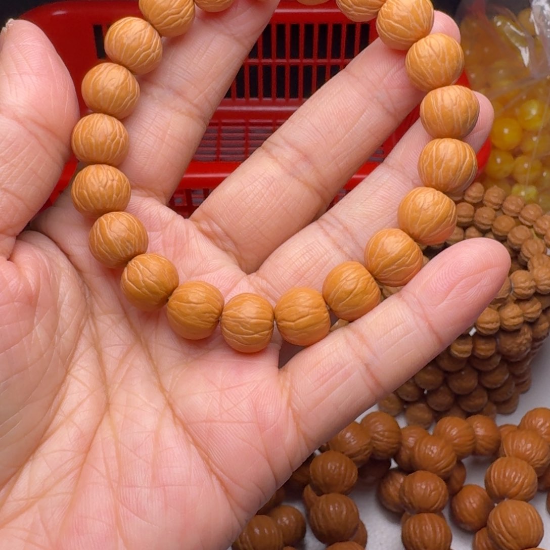 猴头核桃吊坠聚宝盆11