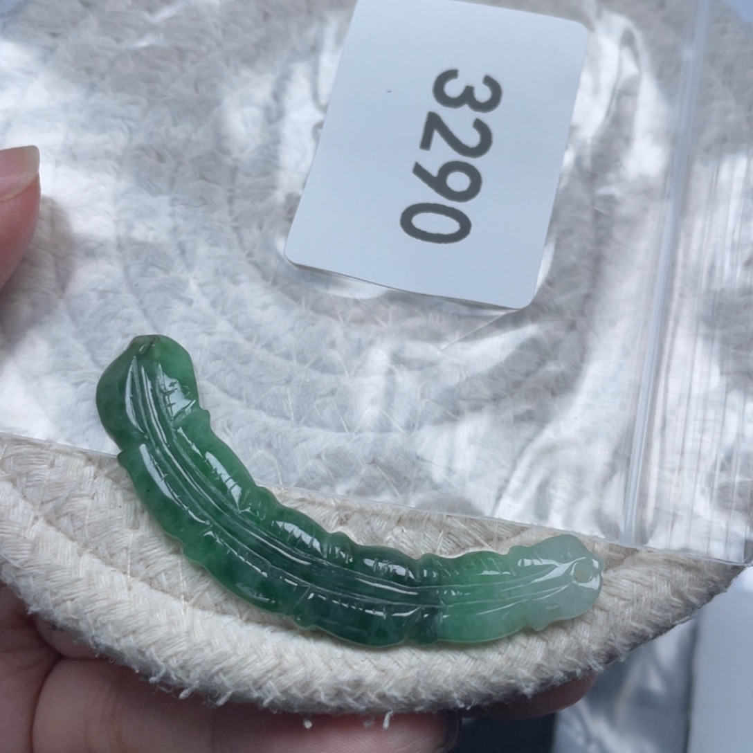 小****翡翠未镶嵌手链天然A货缅甸翡翠