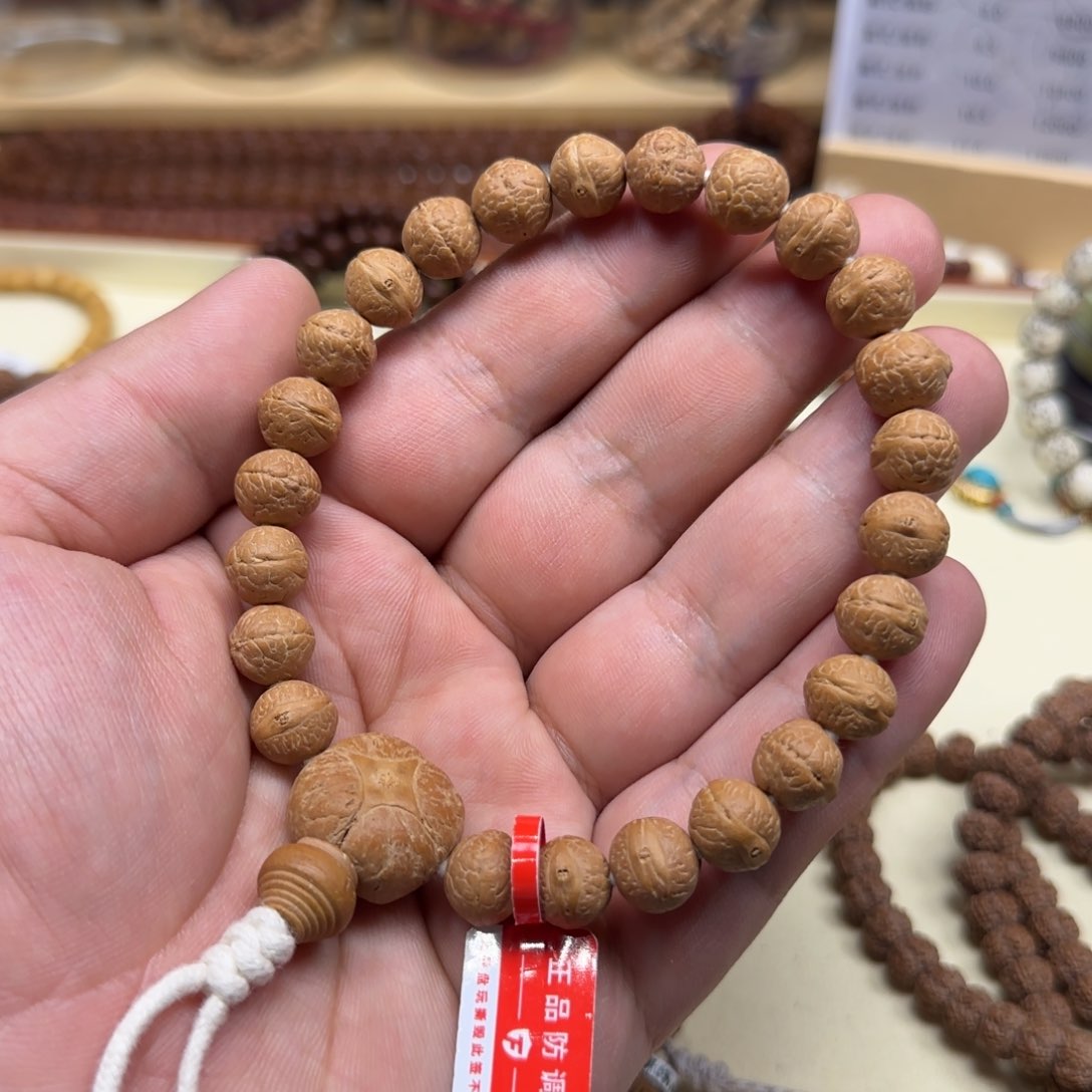凤眼菩提吊坠手持