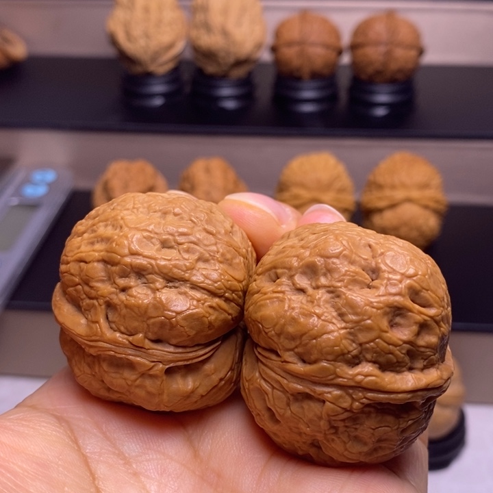 文玩核桃把件麒麟背41