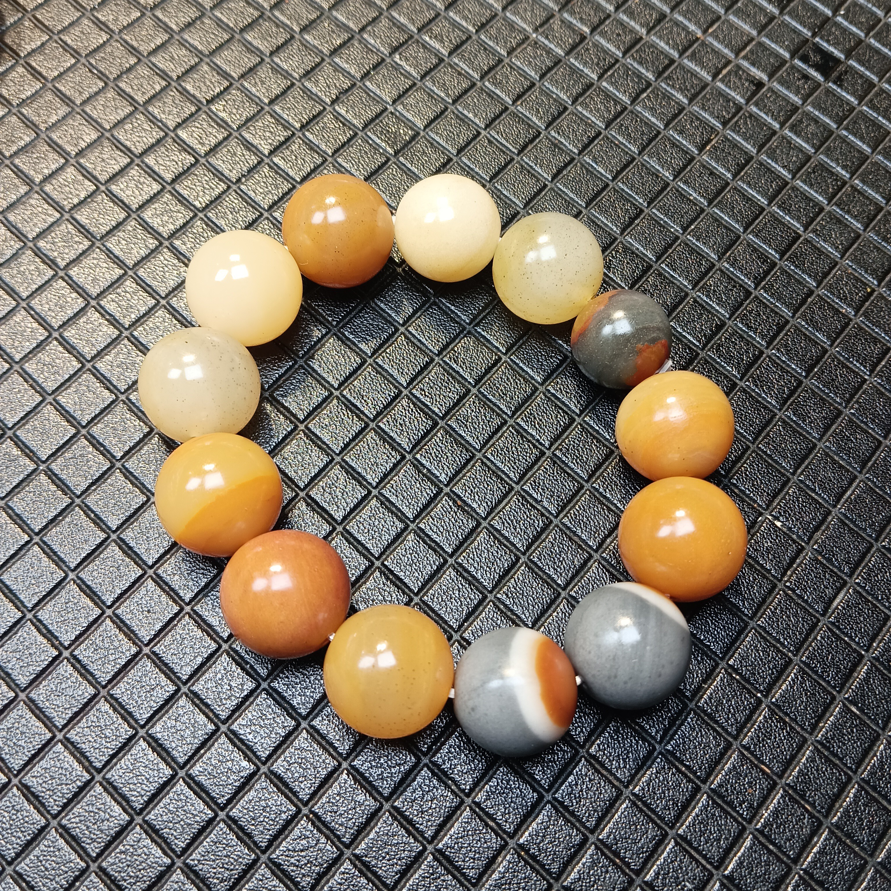 黄龙玉手串15-17实拍