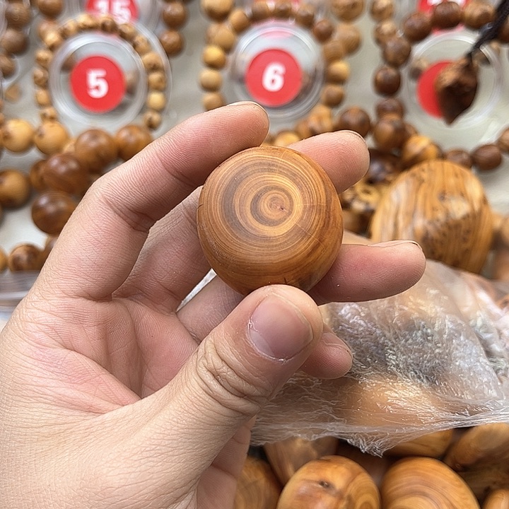 柏木（崖柏）把件对眼手把件