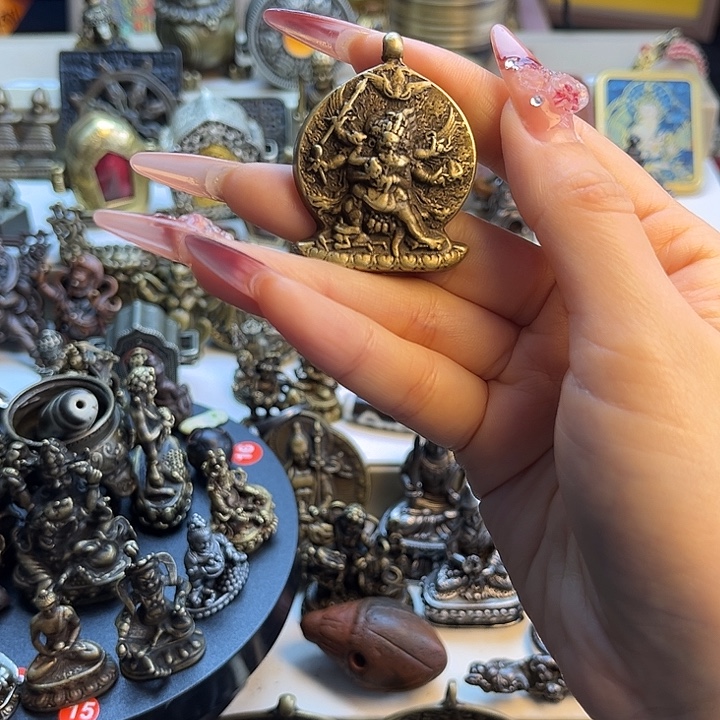 泥塑8 号闪价漏价一件