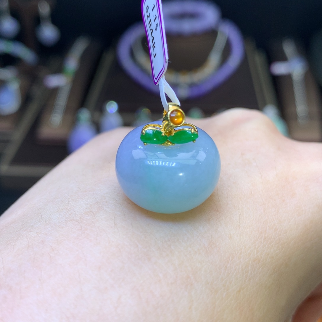 翡翠颈饰18K金镶嵌天然