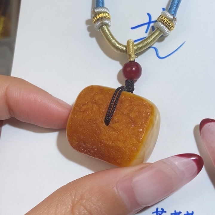 定制琥珀未镶嵌琥珀