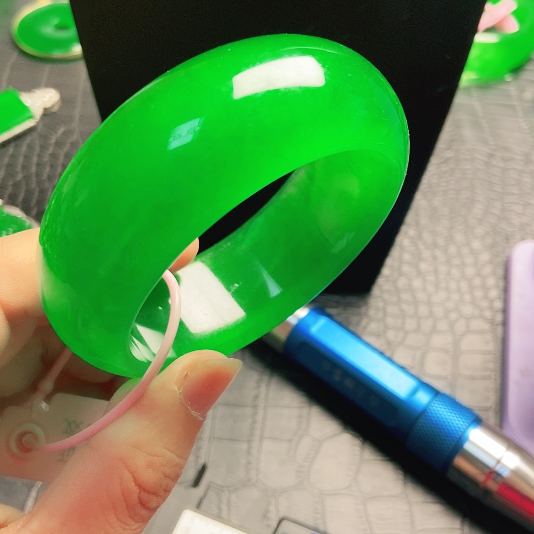 吊坠手镯一物一图