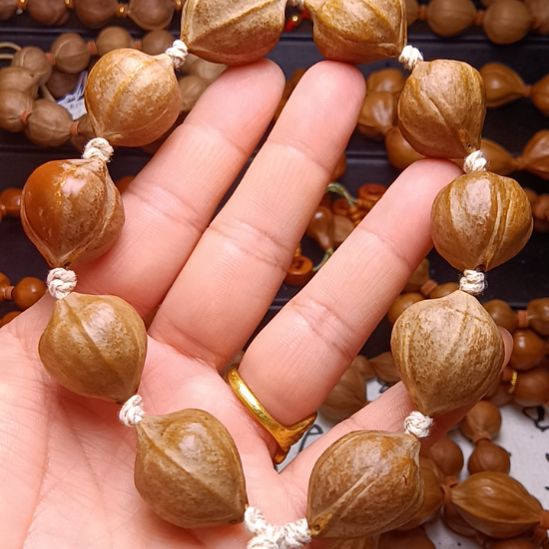 橄榄核手串/手链橄榄核手串铁核蒜头蜜挑臀鸡血红1.9