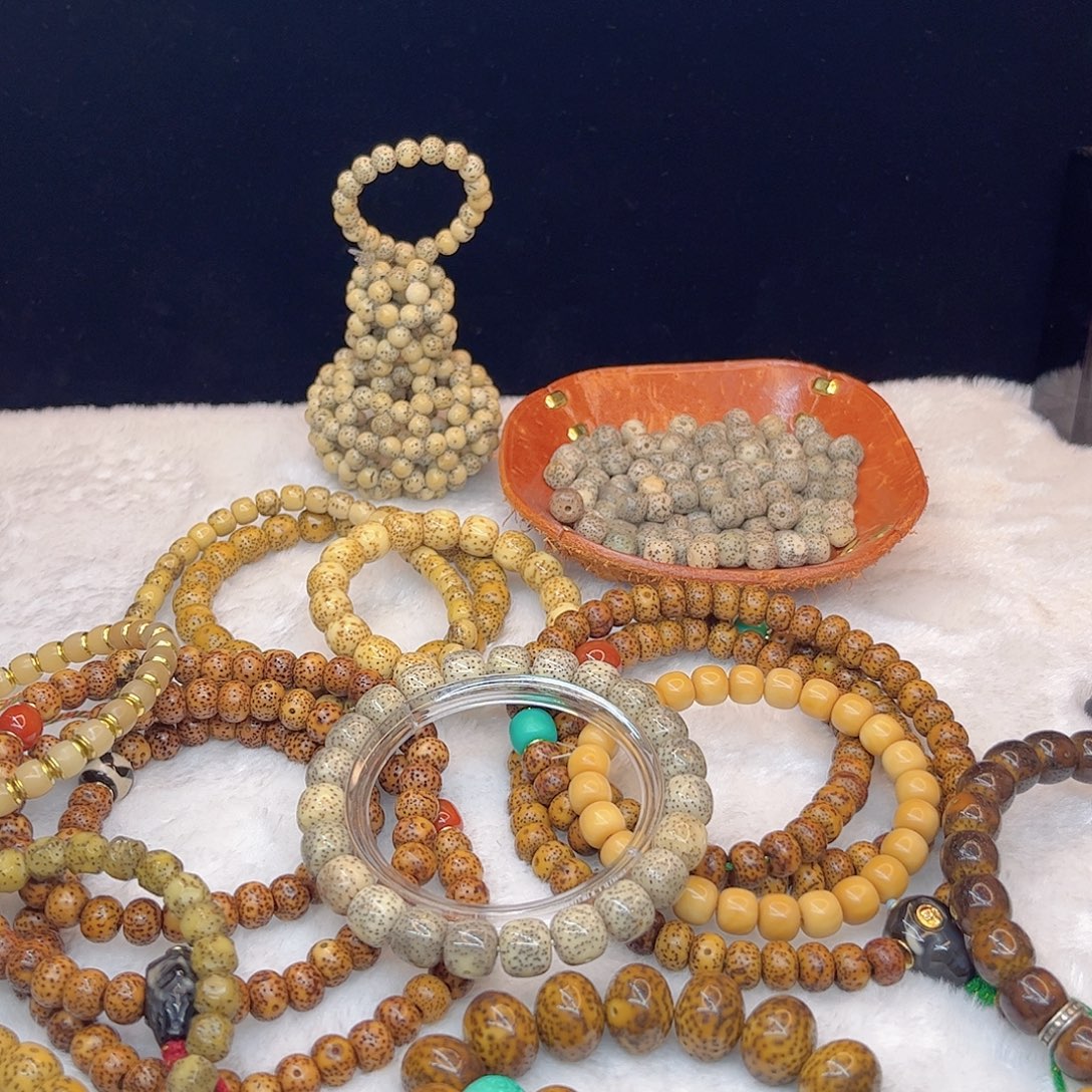星月菩提吊坠a2400000000000