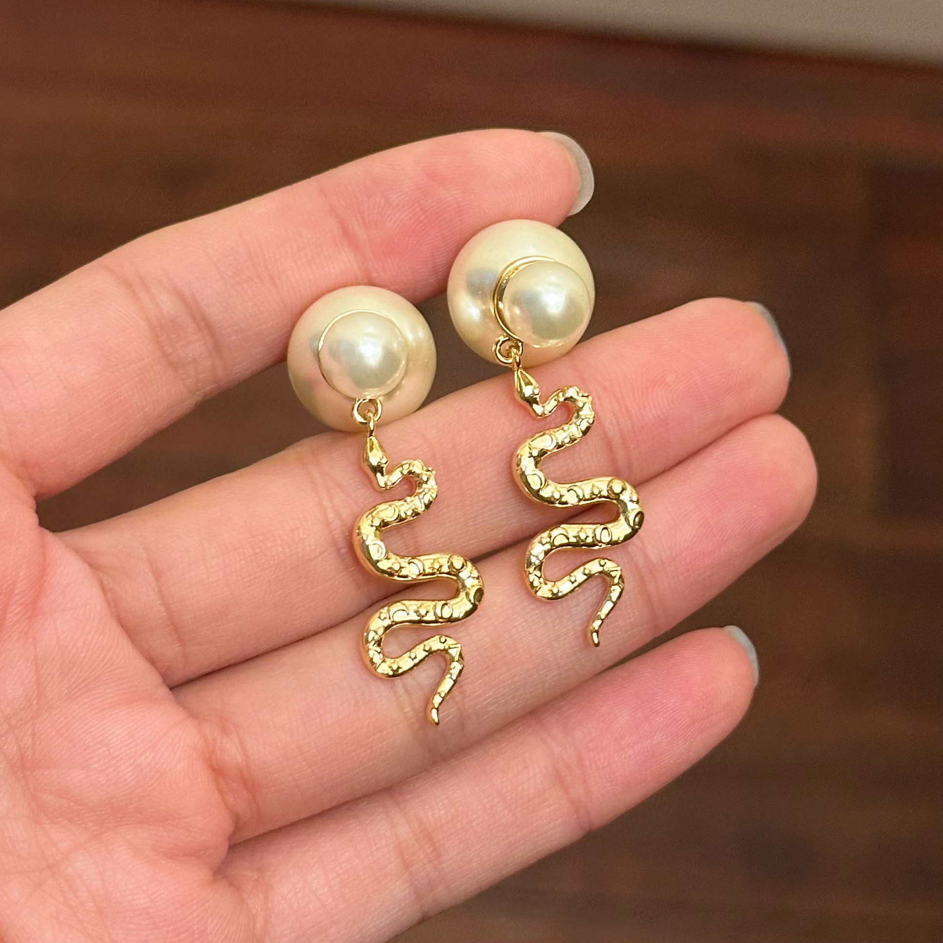 铜合金仿珍珠耳饰 E0032 时尚气质百搭蛇形耳环