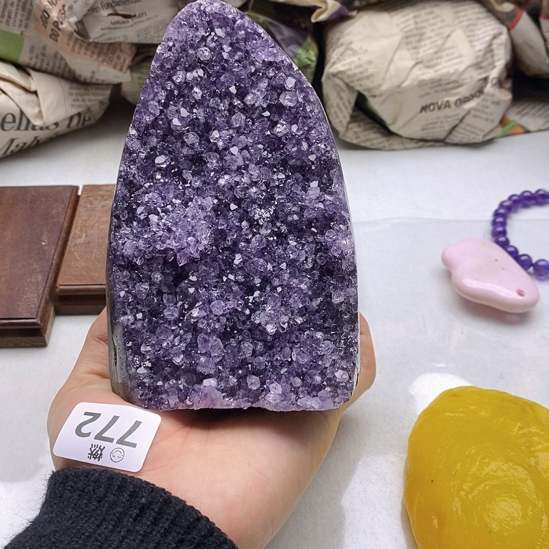 紫晶大型摆件（非配饰）未镶嵌