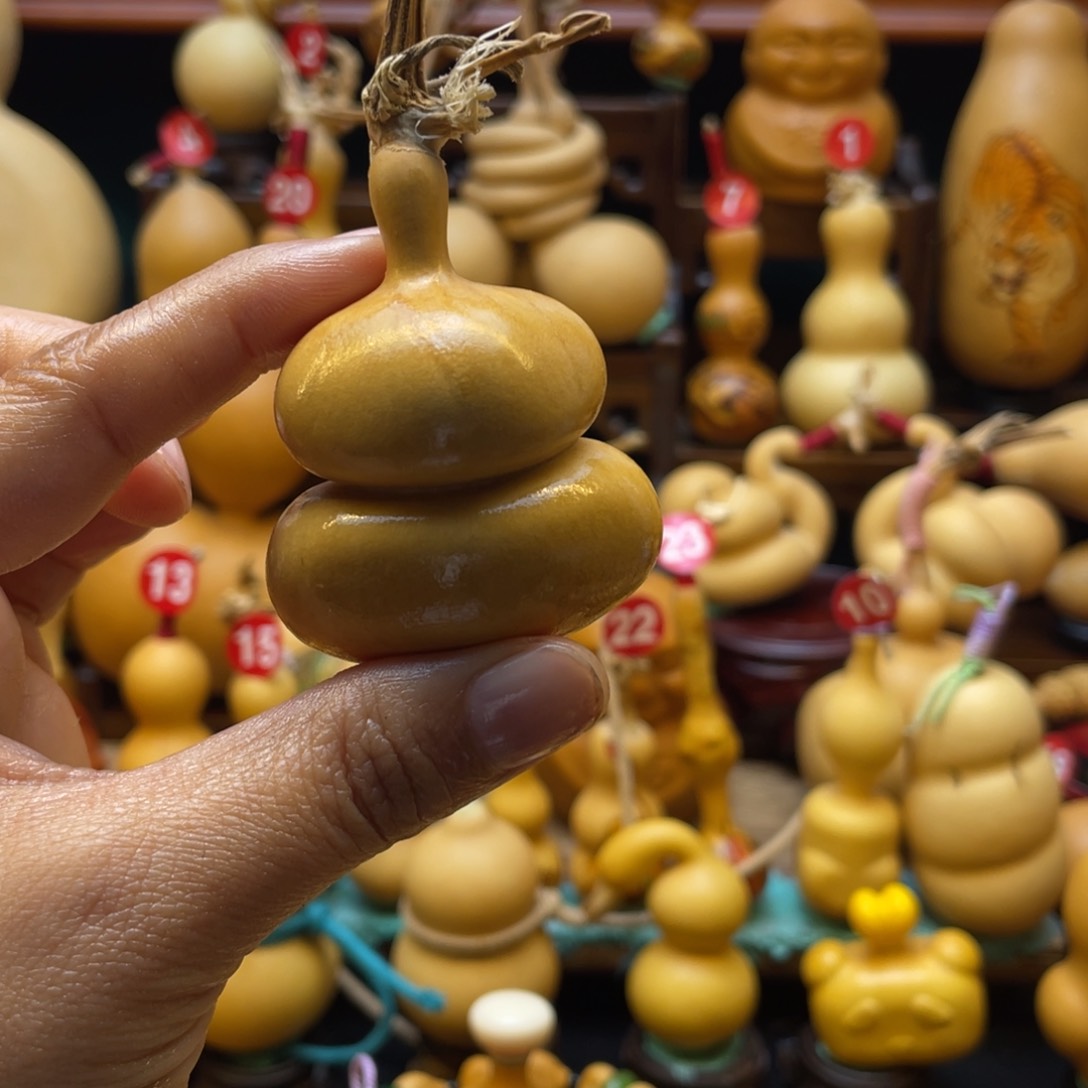 C****Y葫芦笙等多种乐器演奏而成为流行