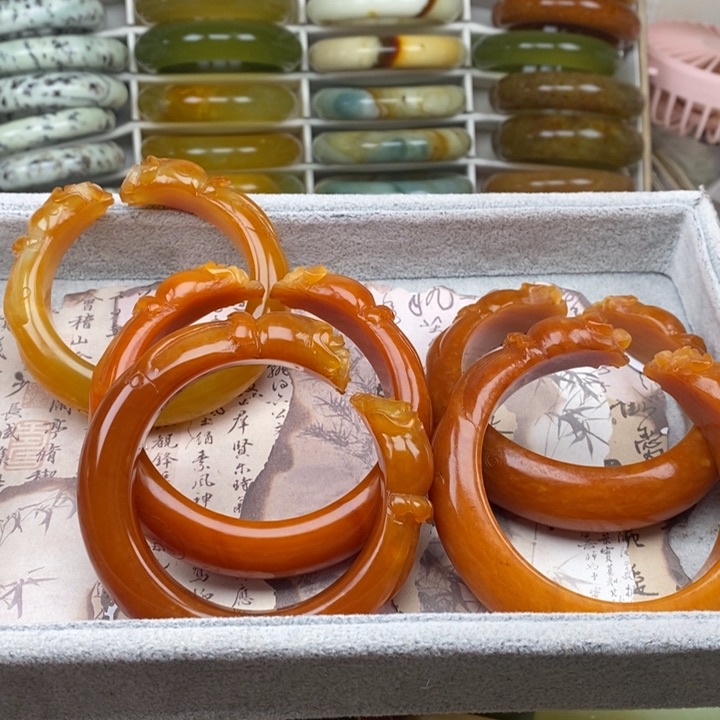 未镶嵌蛇纹石玉手绳起****点