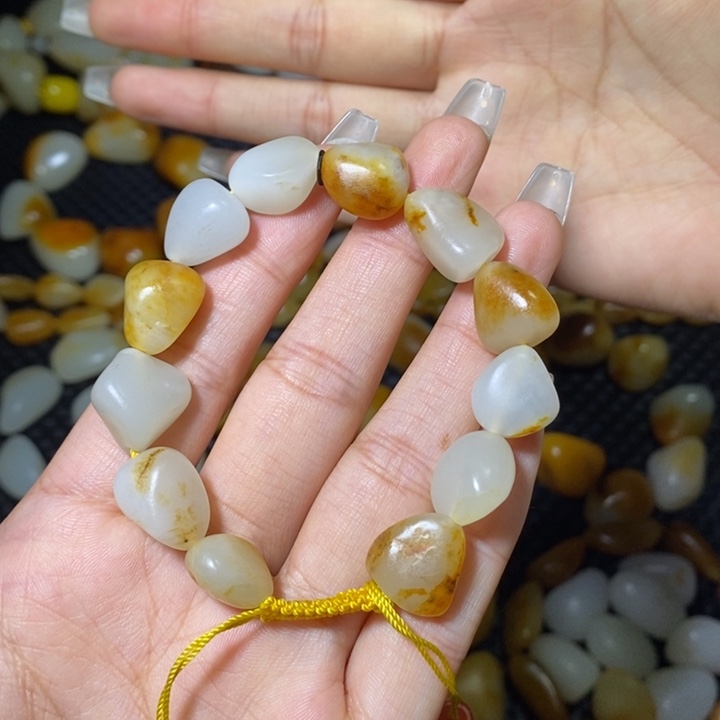 和田玉手链未镶嵌