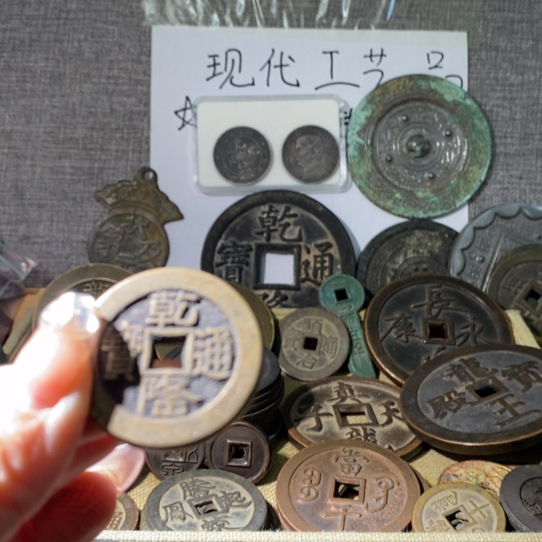 铜现代过现代工艺品