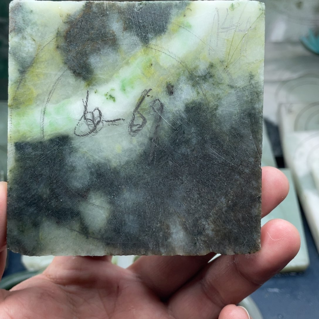 独山玉未镶嵌珠宝奇石定制手镯