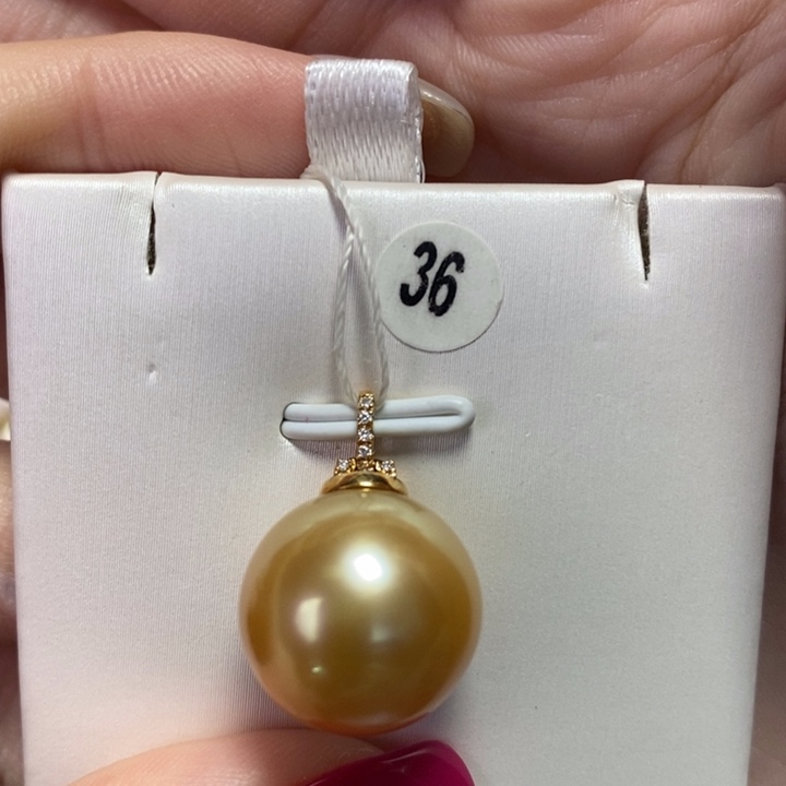 海水珍珠吊坠(不含链)18K金镶嵌
