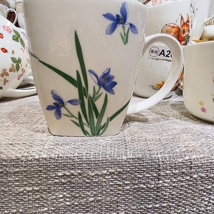 小****骨质瓷库存产品杯子1