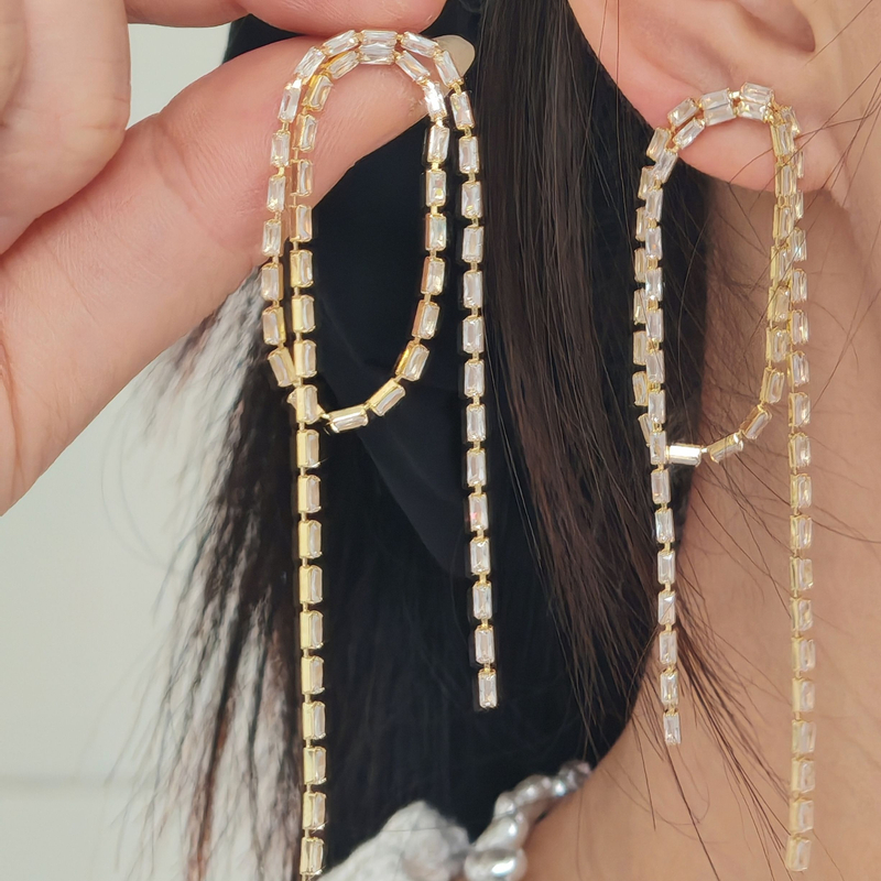 铜合金耳饰 气质轻奢时尚百搭个性精致小众耳饰KH4013