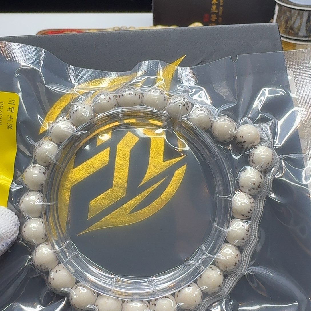 星月菩提吊坠115一物一图冰白河豚9圆手持