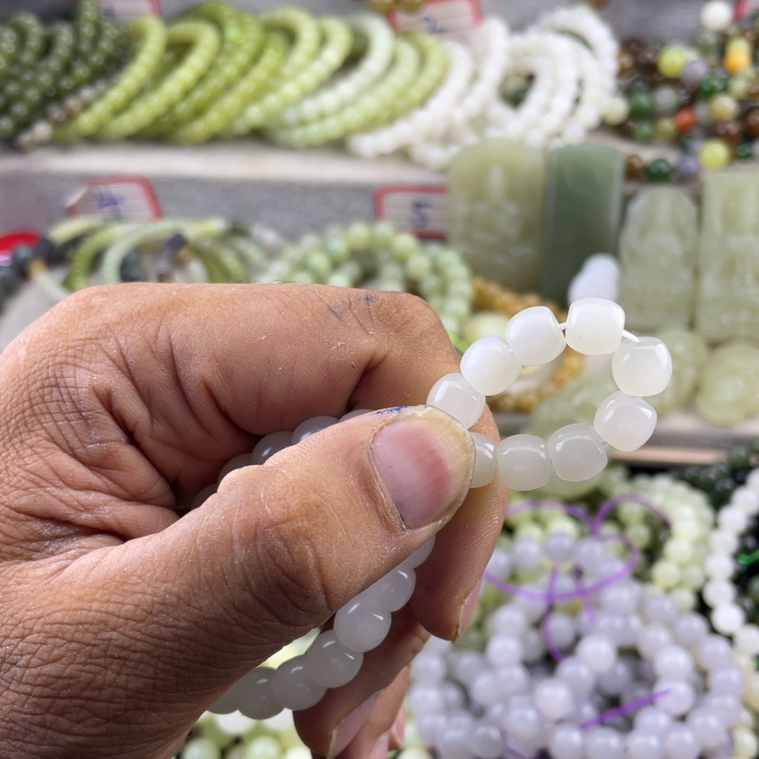 J***手链未镶嵌和田玉