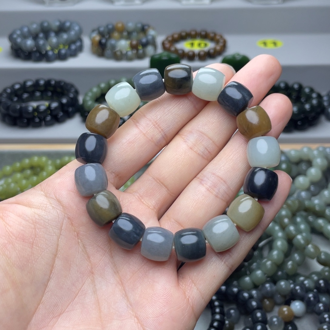 和田玉未镶嵌手链