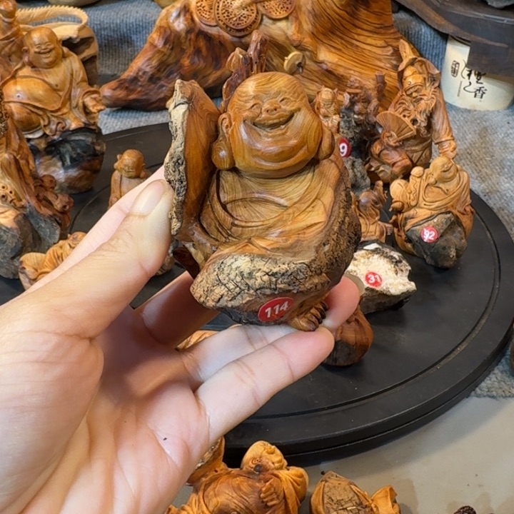 崖柏摆件手把件等