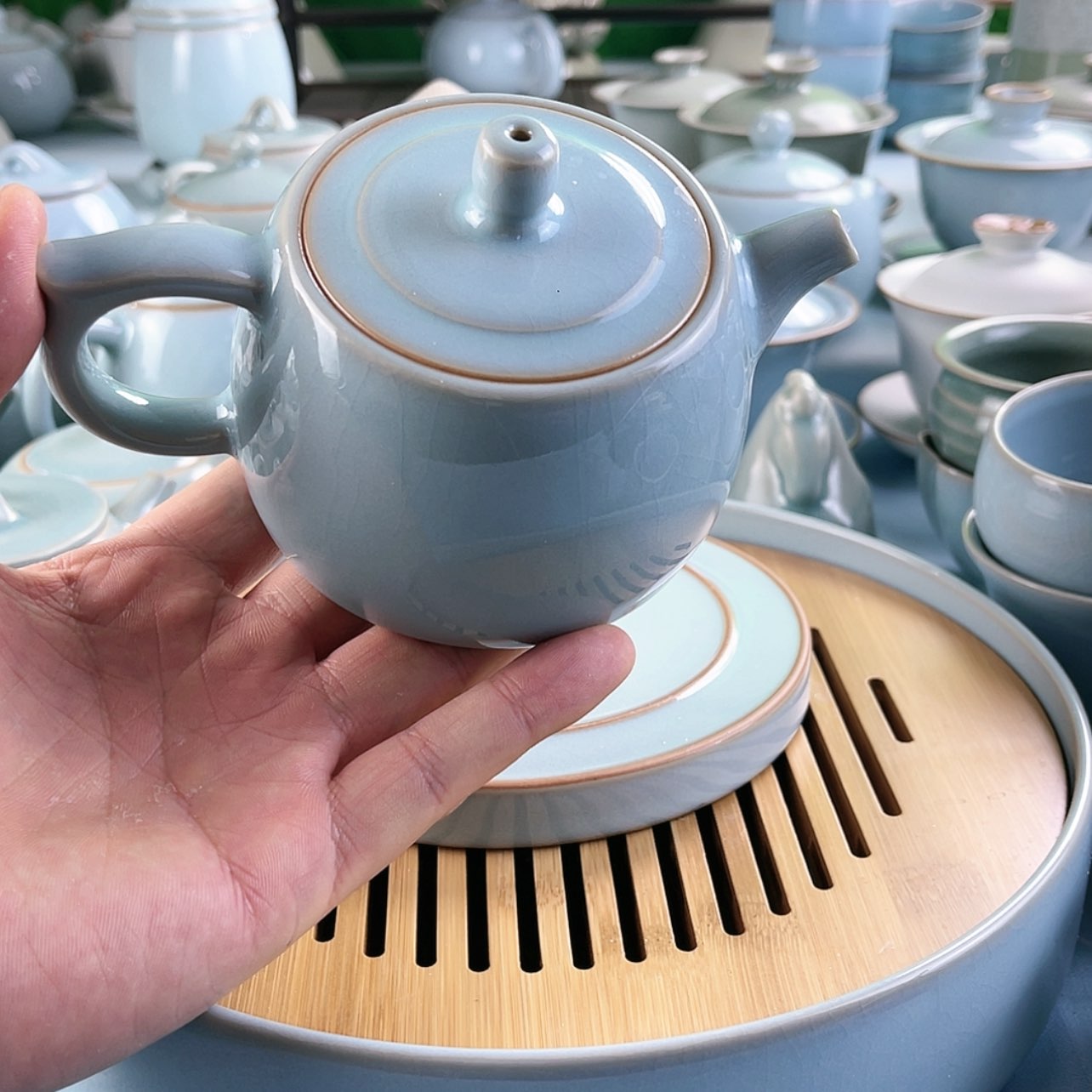 【闪购商品】幸**宝纯矿石微瑕井栏壶……