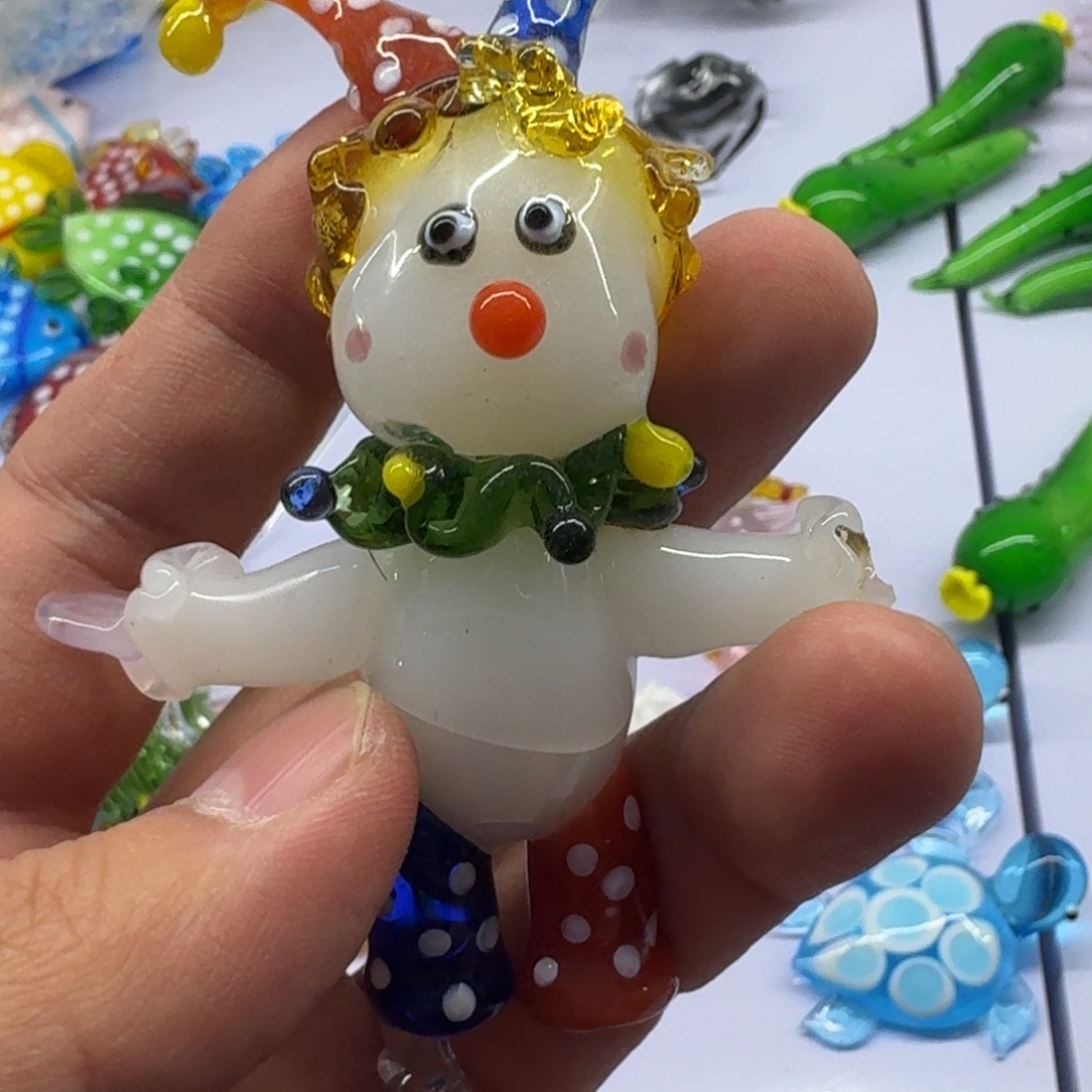 琉璃手工艺品小丑瑕疵