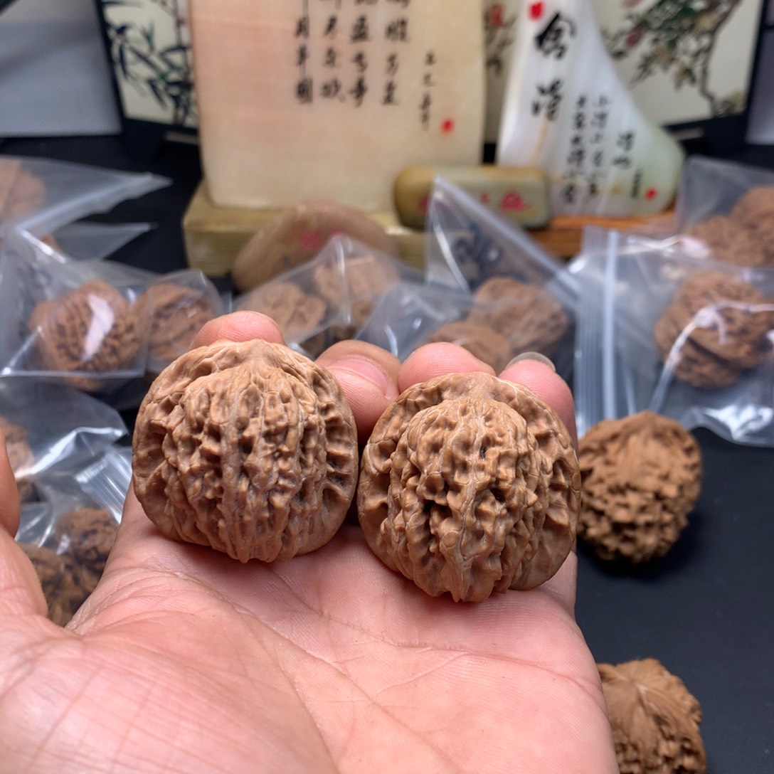 把件文玩核桃四座楼