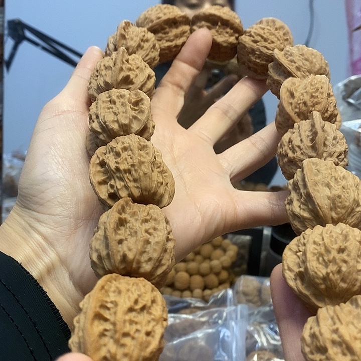 文玩核桃把件36崔凯手持