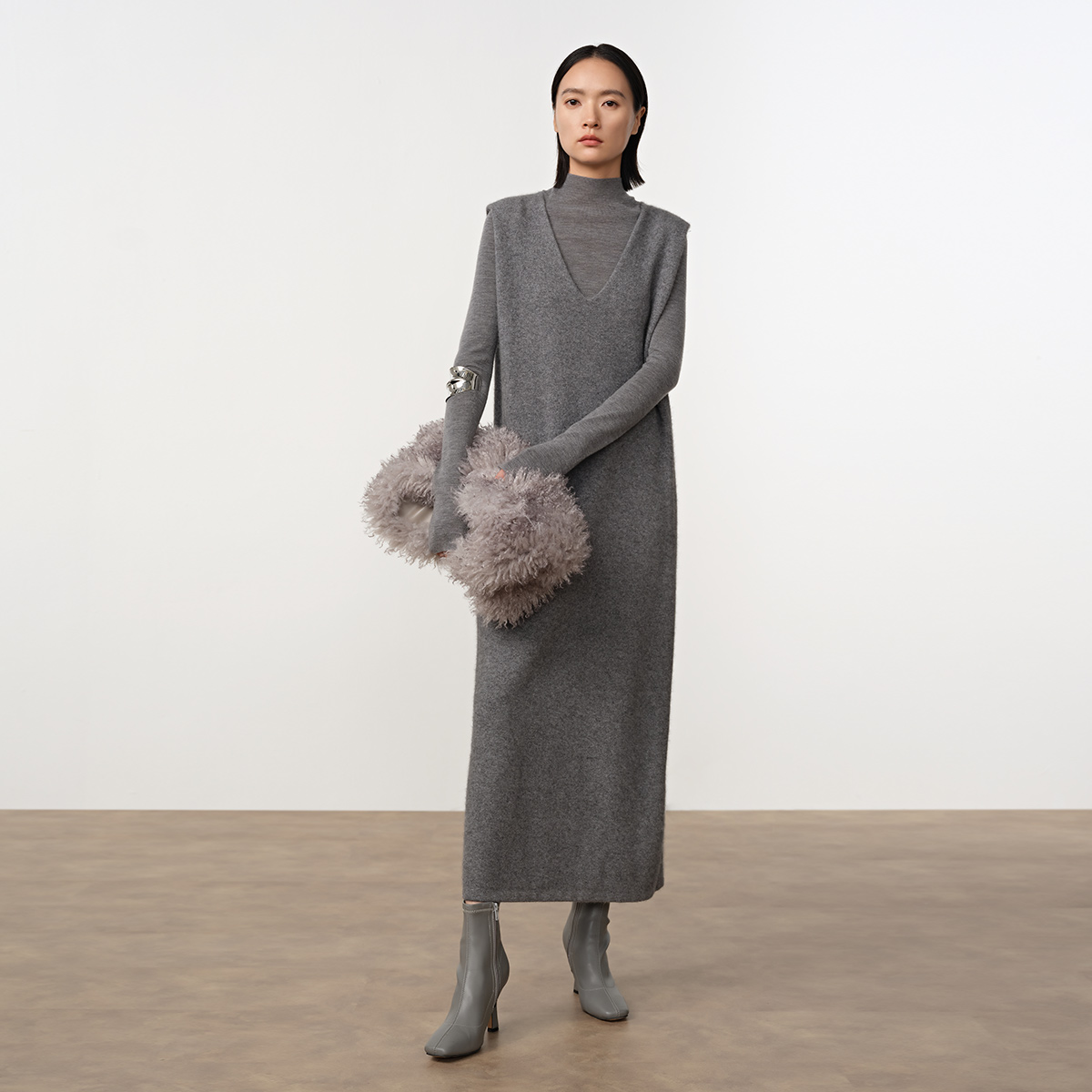 R581182秋冬女装连身装