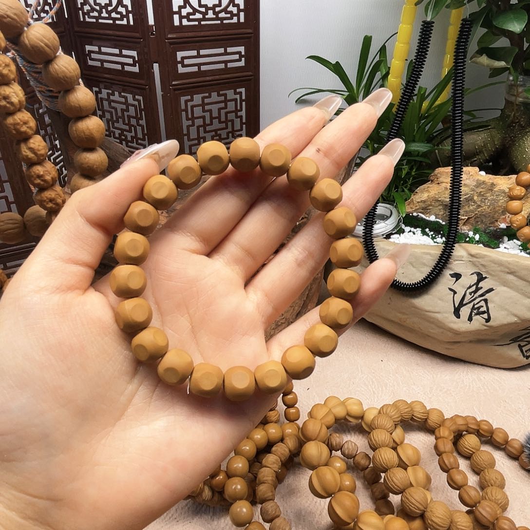 猴头核桃手串吕**康六方